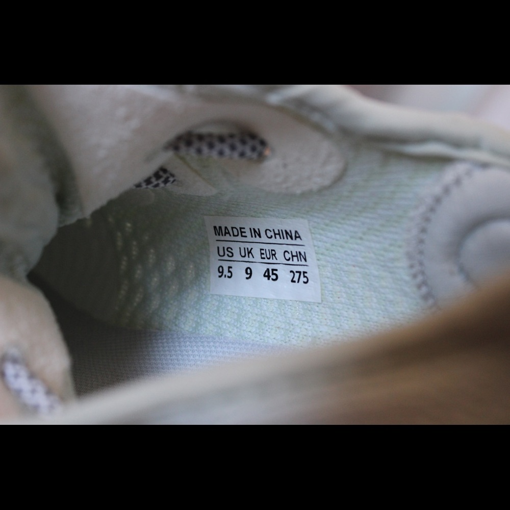 Shoes - Picture 4 of 4